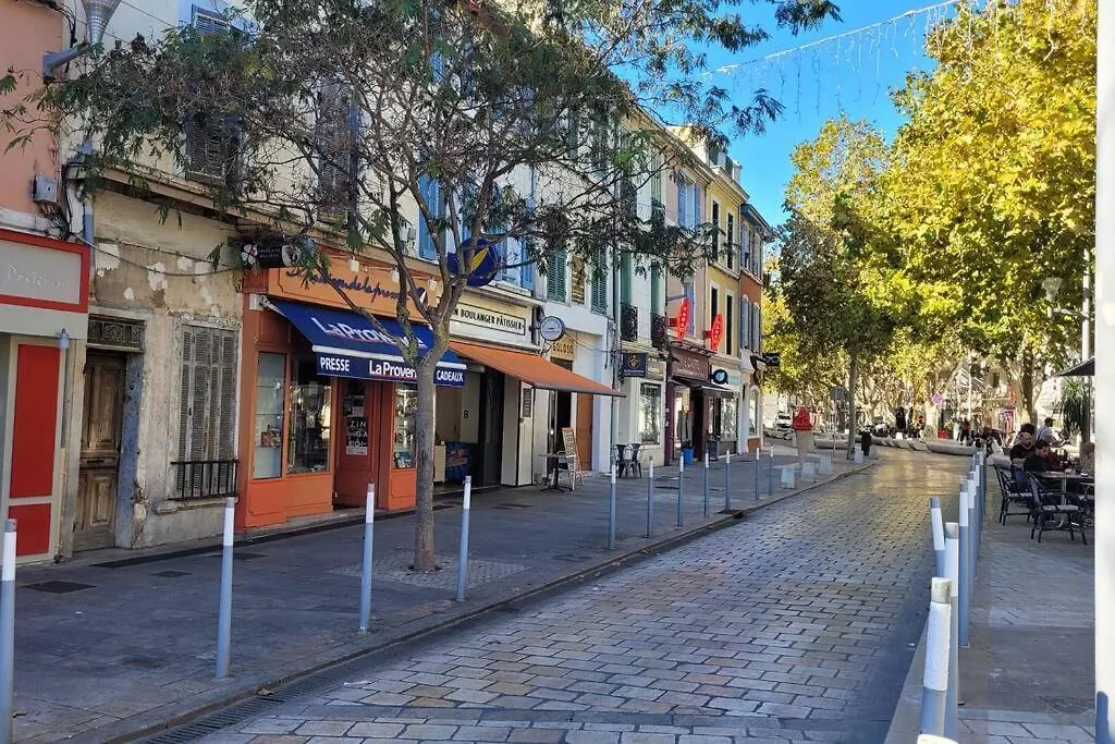 Le Mediterranee Martigues 0*,  Francja